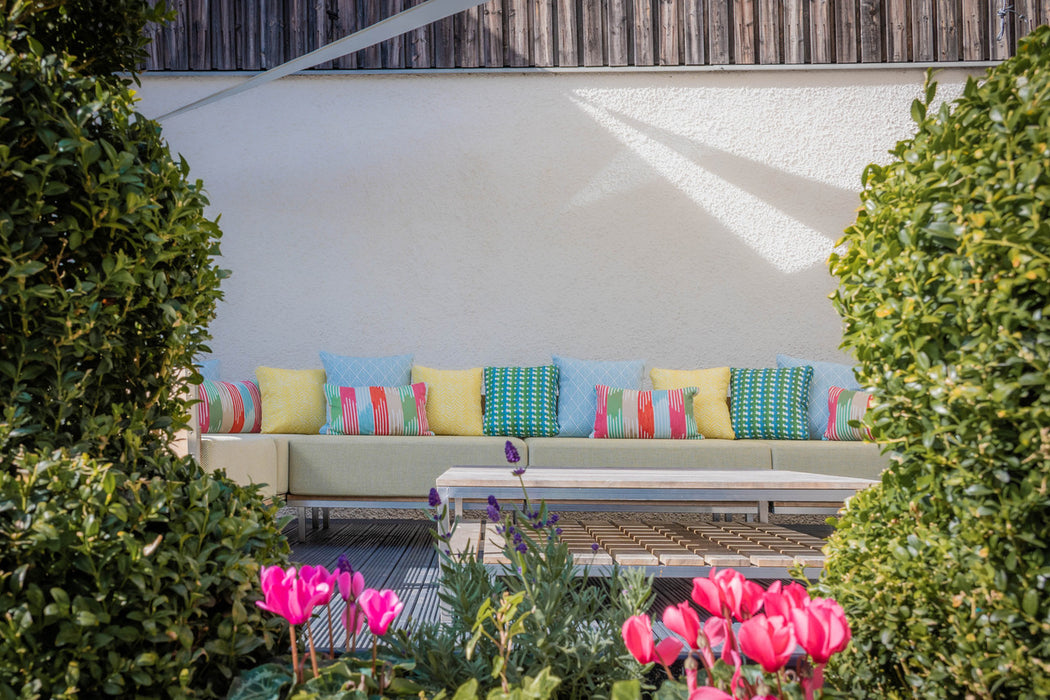 Christopher Farr Cremaillere Performance Rosa Fabric
