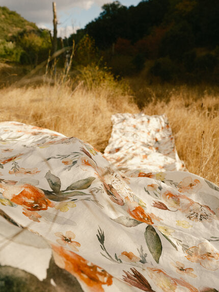 Etamine Fleurs fauves 643 Fabric Sample 19592643