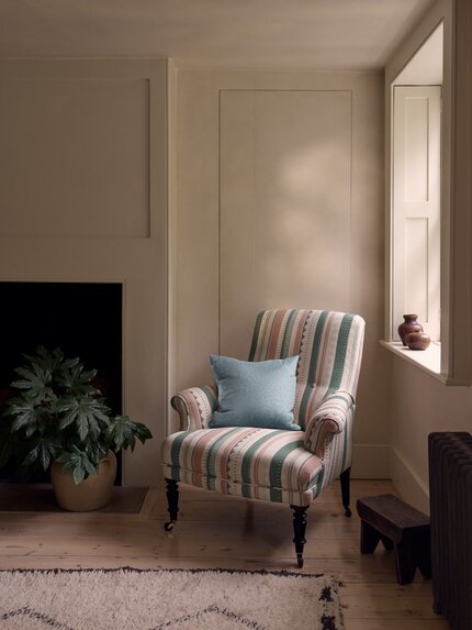 Hodsoll McKenzie Sissinghurst 555 Fabric Sample 21295555