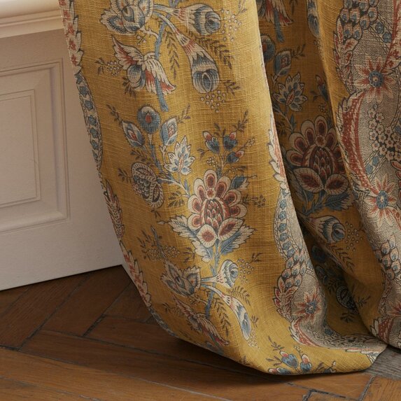 Hodsoll McKenzie Highgate Floral RE 155 Fabric Sample 21302155