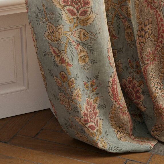 Hodsoll McKenzie Highgate Floral RE 636 Fabric 21302636