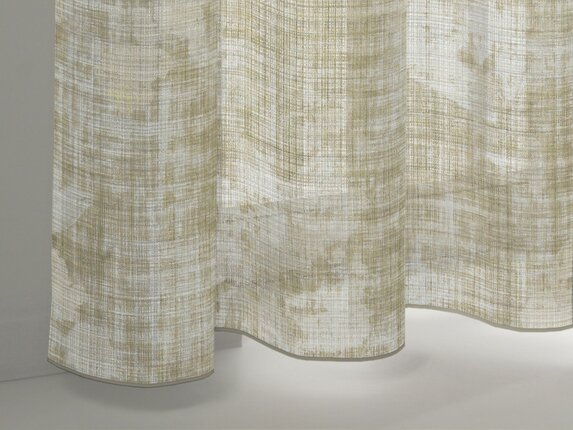 Ado Lily RE 132 Fabric Sample 3335132