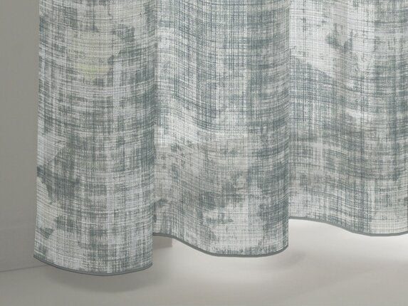 Ado Lily RE 392 Fabric Sample 3335392