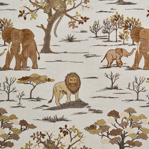 Travers Safara Embroidery 915 Fabric 44157915