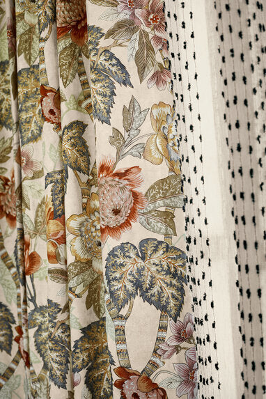 Travers Victoria 992 Fabric Sample 44159992