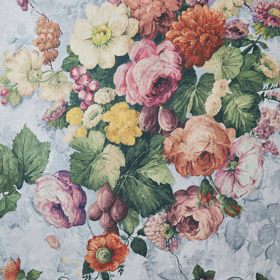Travers Greensward Bouquet 546 Fabric Sample 44164546