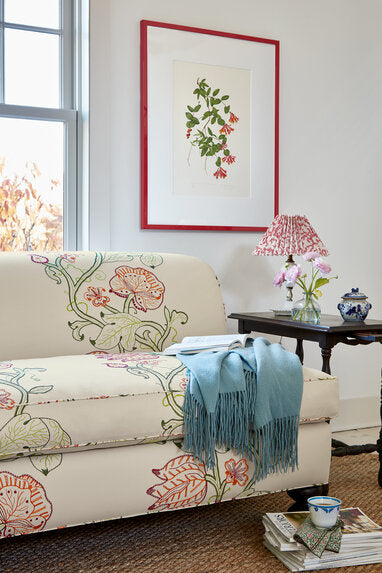 Travers Jacobean Vine 997 Fabric 44176997