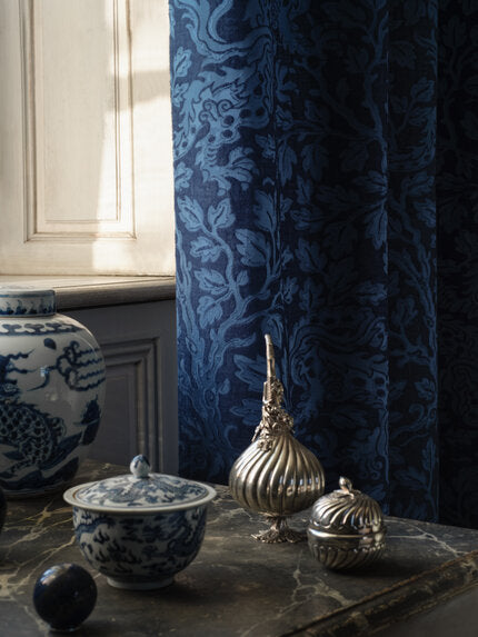 Travers Chenglei Dragon 558 Fabric 44192558