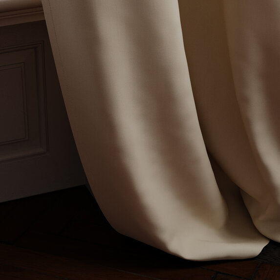 Travers Astrid 990 Fabric Sample 44200990