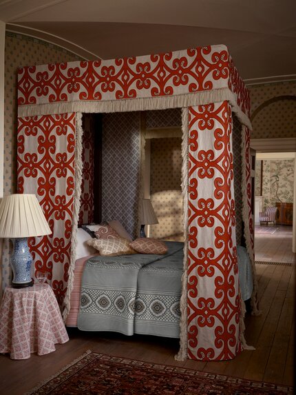 Travers Anna 896 Fabric Sample 44204896