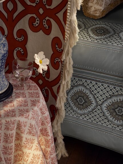 Travers Anna 896 Fabric Sample 44204896