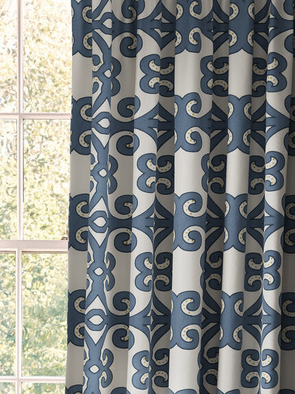 Travers Collonade 516 Fabric Sample 44205516