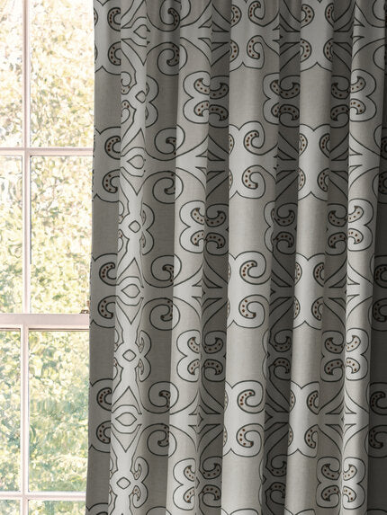 Travers Collonade 983 Fabric Sample 44205983
