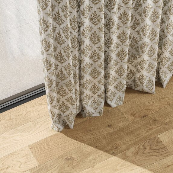 Travers Charlotte 884 Fabric Sample 44208884