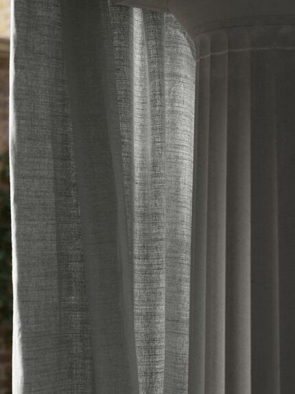 Travers Empress Glazed Linen 992 Fabric Sample 44212992