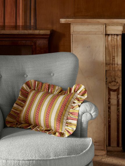 Travers Oakley 585 Fabric Sample 44214585