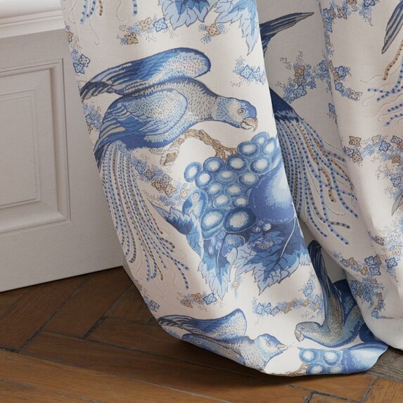 Travers Belvedere 555 Fabric Sample 44216555