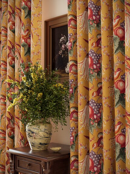 Travers Belvedere 526 Fabric Sample 44216526