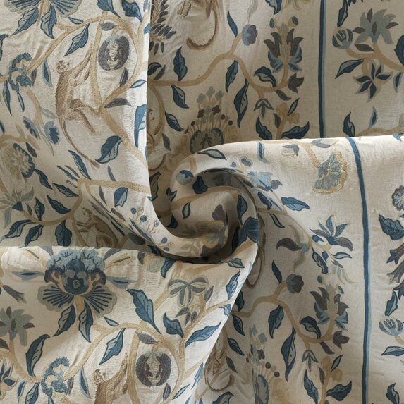 Travers Bandars Garden 595 Fabric Sample 44219595
