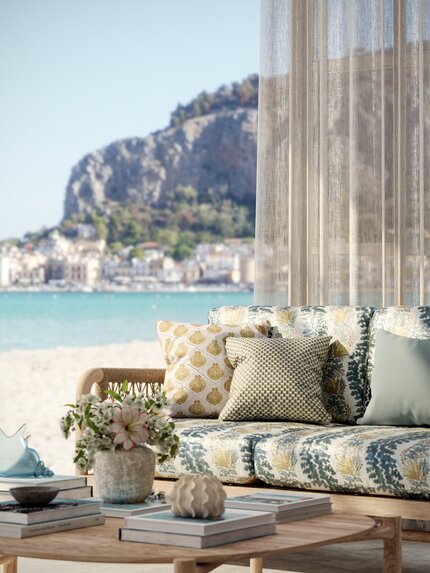 Travers Rambling Vine 615 Fabric 44220615