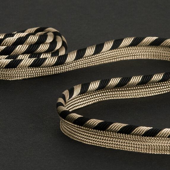 Travers String 895 Trim Sample 60023895