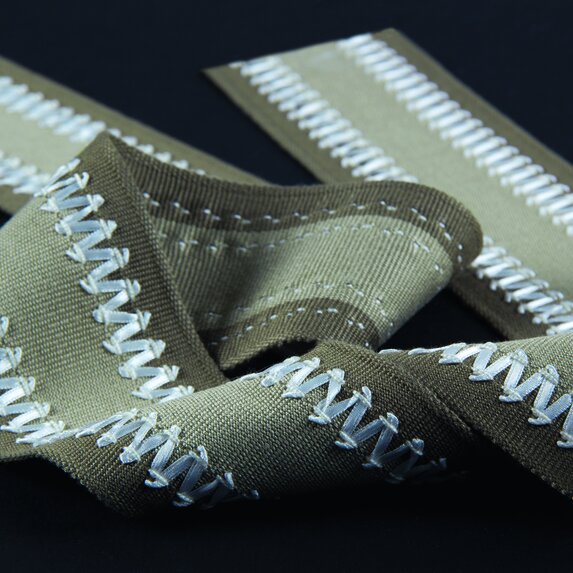 Travers Ribbon Tape 984 60035-984 Sample | 40% Off (Samples)