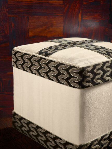 Travers Ziggurat 193 Trim Sample 60064193
