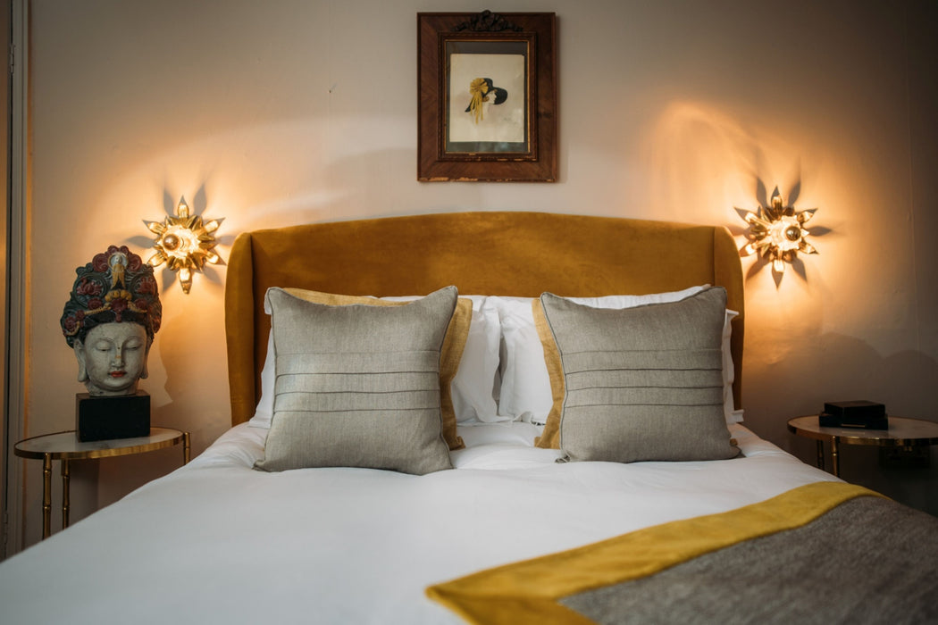 Fox Linton Colgrain Barely Blue Fabric FL010084005