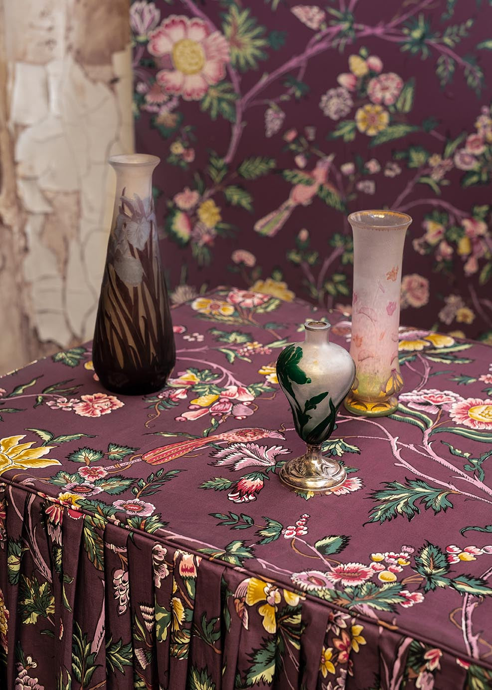 Le Manach L'Arbre Indien Moutarde Wallpaper Sample LP103006