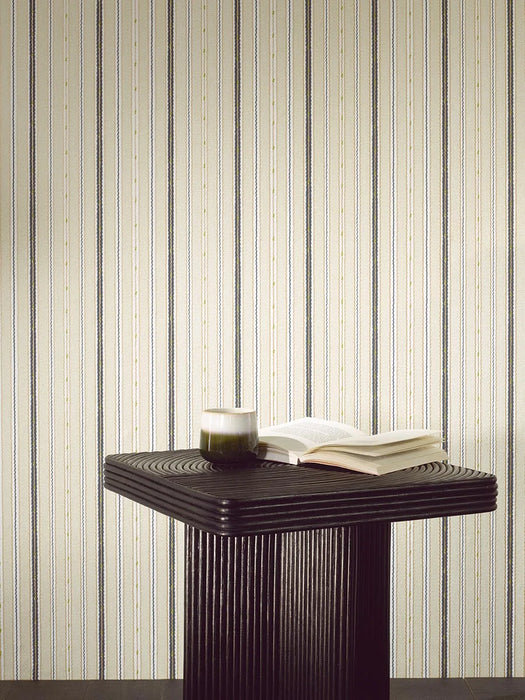 Pierre Frey Seine Ebene Wallpaper Sample FP123003