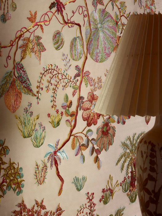 Pierre Frey Le verger enchante Matin Wallpaper Sample FP285001