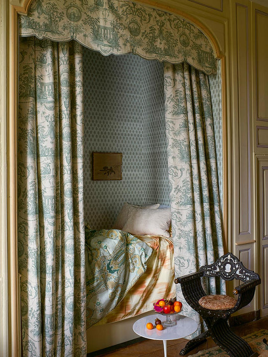 Braquenie La Valette Soierie Royal Fabric Sample B7661002