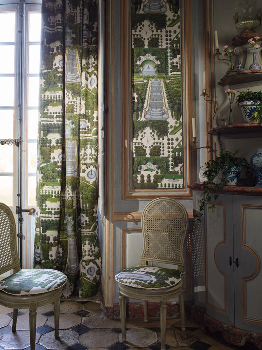 Pierre Frey Domaine royal Printemps Fabric Sample F4098001
