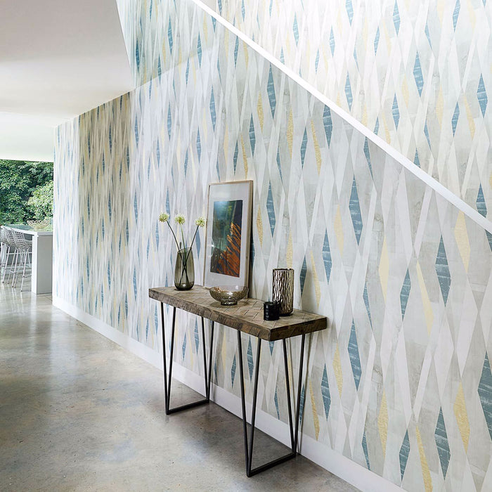 Harlequin Vertices Blush/Clay 111701 Wallpaper HGEO111701