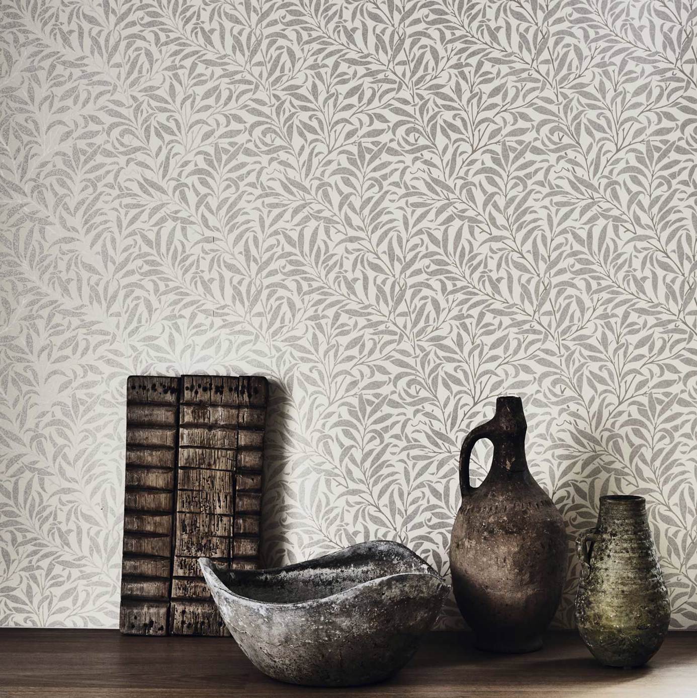 Morris & Co Pure Willow Bough Ecru/Silver 216023 Wallpaper DMPU216023