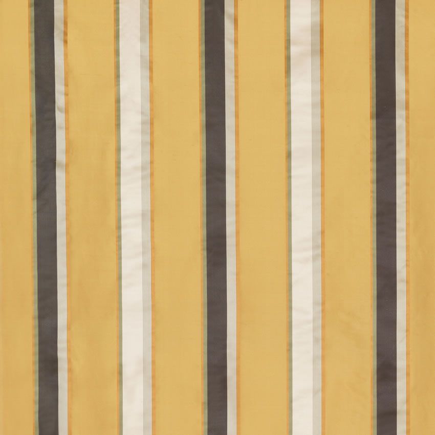 Nina Campbell Upaton 4 Fabric NCF4054-04