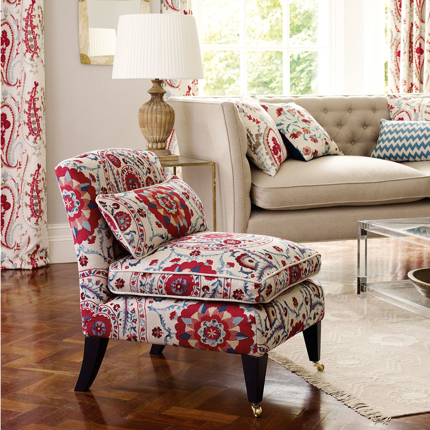 Sanderson Ottoman Flowers Cherry/Indigo 225348 Fabric DSOH225348