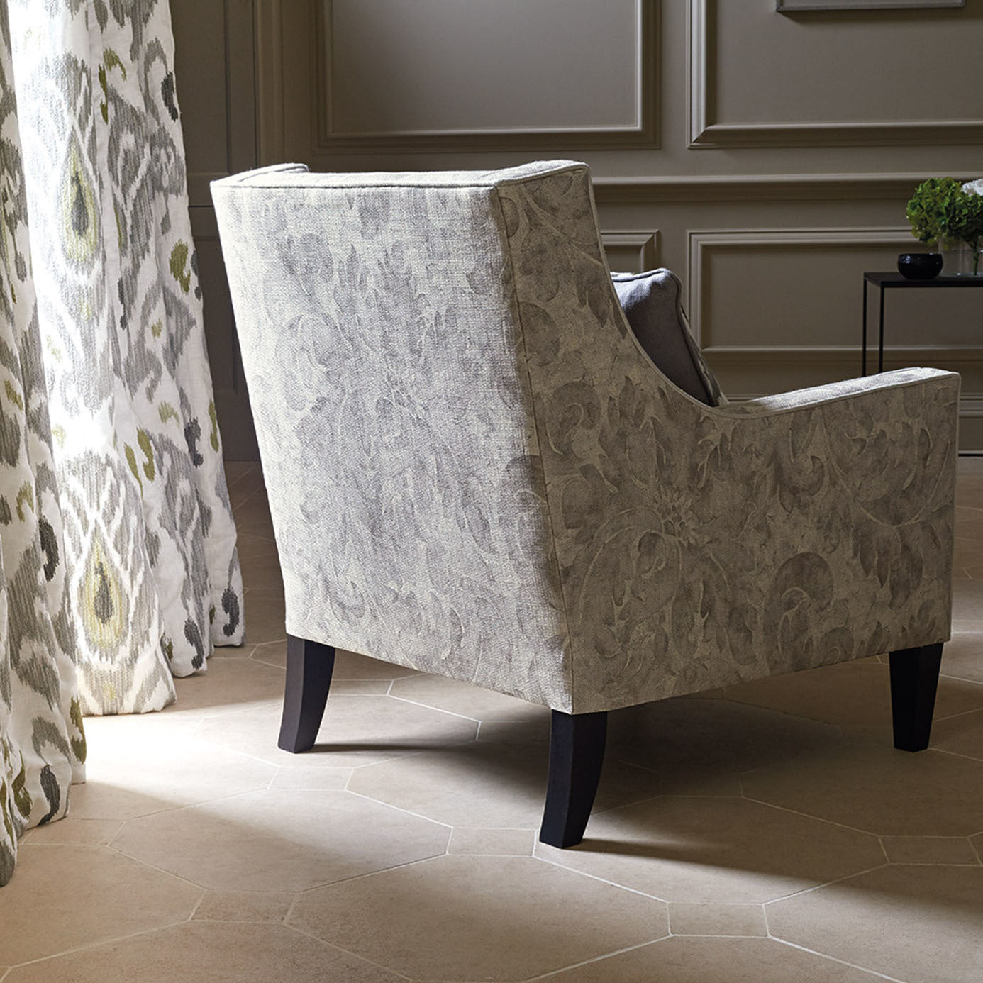 Zoffany Pietra Damask Platinum 322331 Fabric ZWIN322331