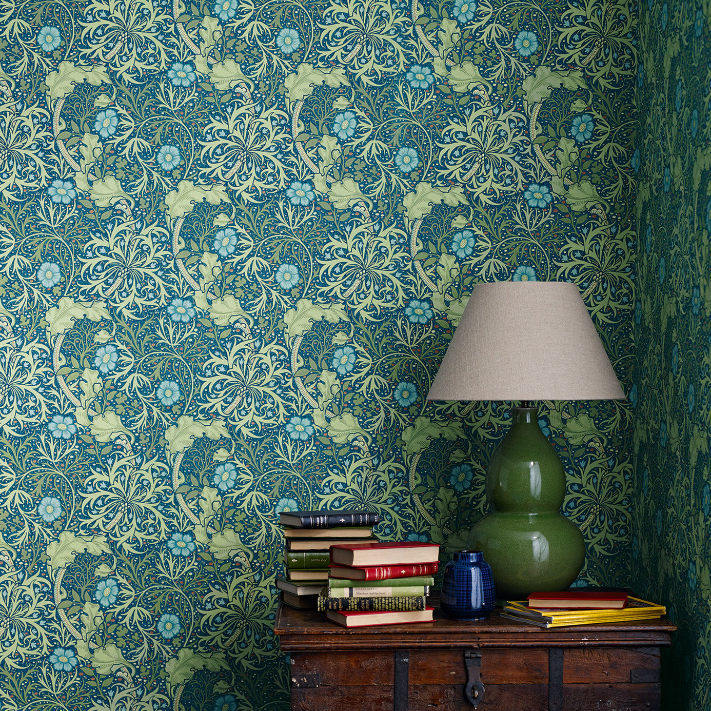 Morris & Co Morris Seaweed Ink/Woad DM3W214714 Wallpaper | 40% Off