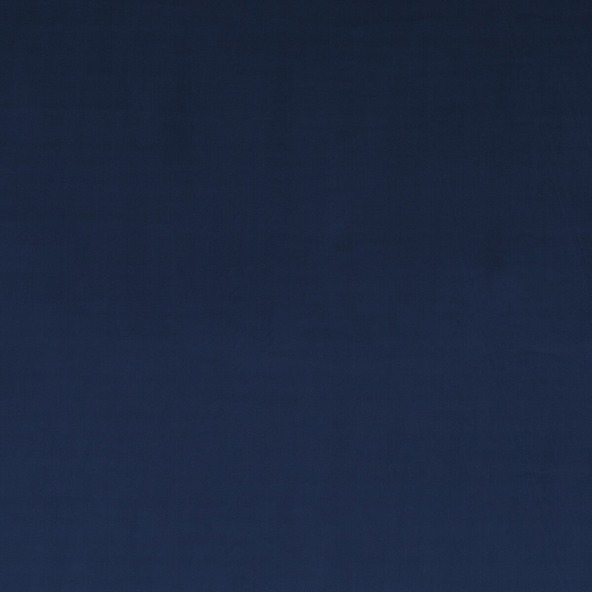 Baker Lifestyle Montpellier Velvet Indigo Fabric PF50417.680.0