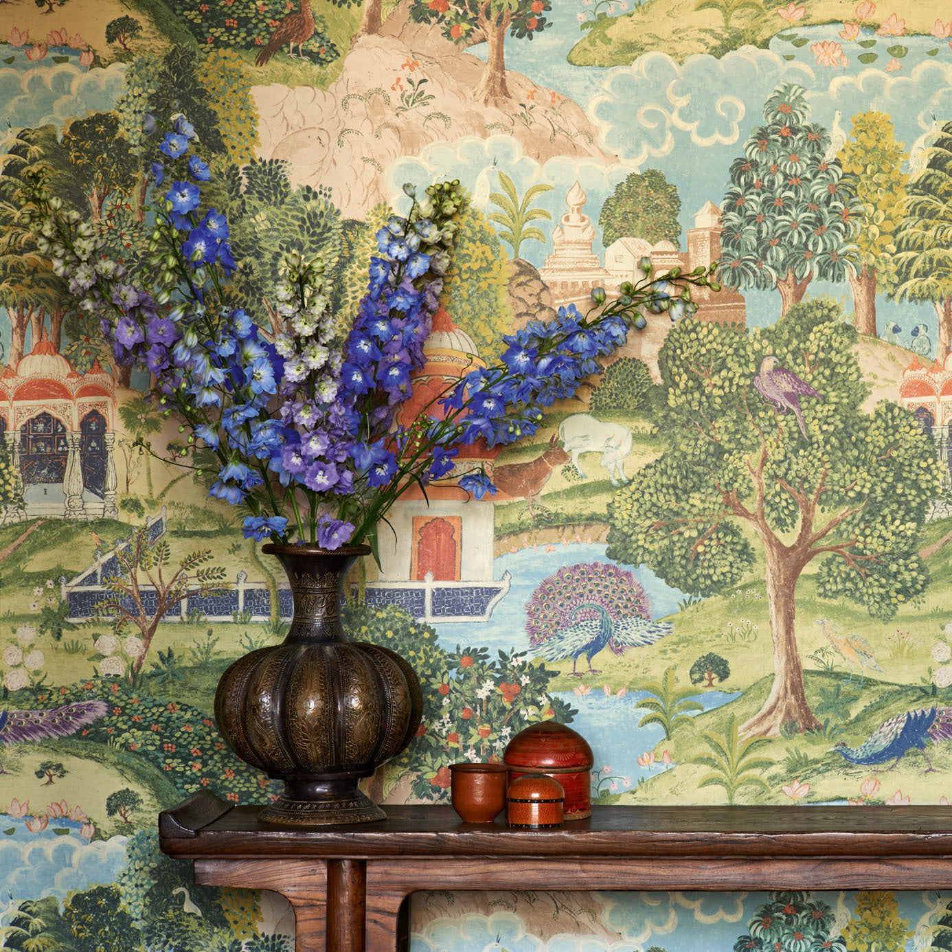 Zoffany Peacock Garden Linen/Silver 321685 Fabric ZJAI321685