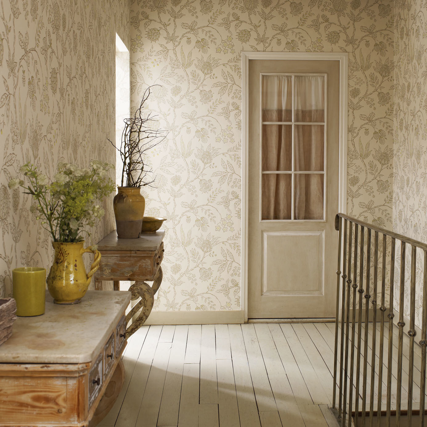 Sanderson Solaine Russet/Cream 223975 Fabric DFAB223975