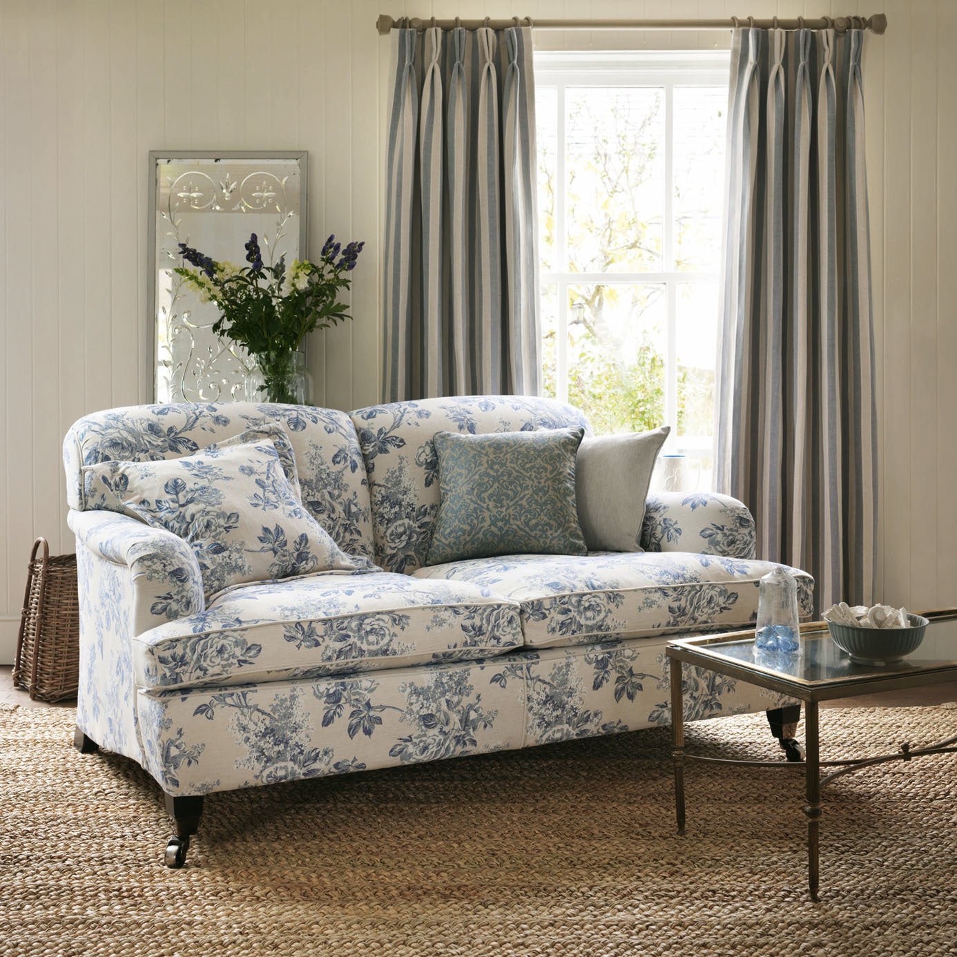 Sanderson Sorilla Damask Rose/Linen 234352 Fabric DSOR234352