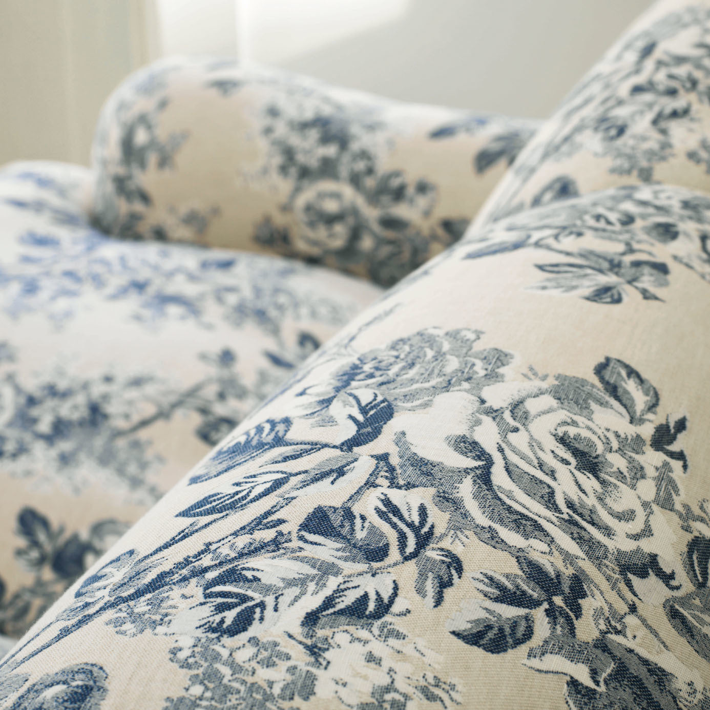 Sanderson Sorilla Damask Rose/Linen 234352 Fabric DSOR234352